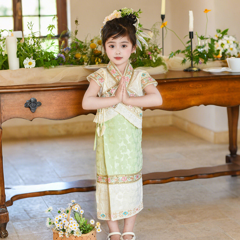 Dai costumes, children's performance costumes, women's 2026 new Yunnan Xishuangbanna ethnic performance costumes, Thai clothes