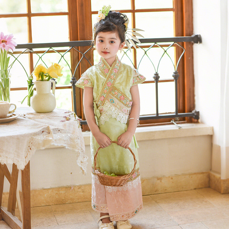 Dai costumes, children's performance costumes, women's 2026 new Yunnan Xishuangbanna ethnic performance costumes, Thai clothes