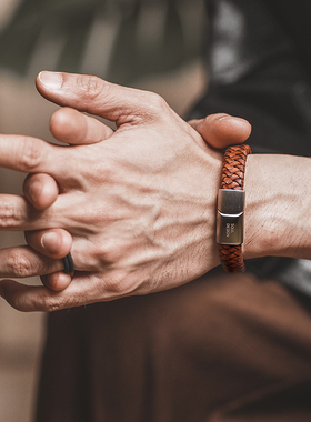 SoulDesign纯牛皮设计男皮质手绳复古红情侣潮流复古男棕皮纹SD