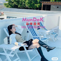 Net Red Steve Blue Themed Beach Deck Chair Blue White Strips Thickened Canvas Solid Wood Folding Reclining Chair to the National Peoples Lounge