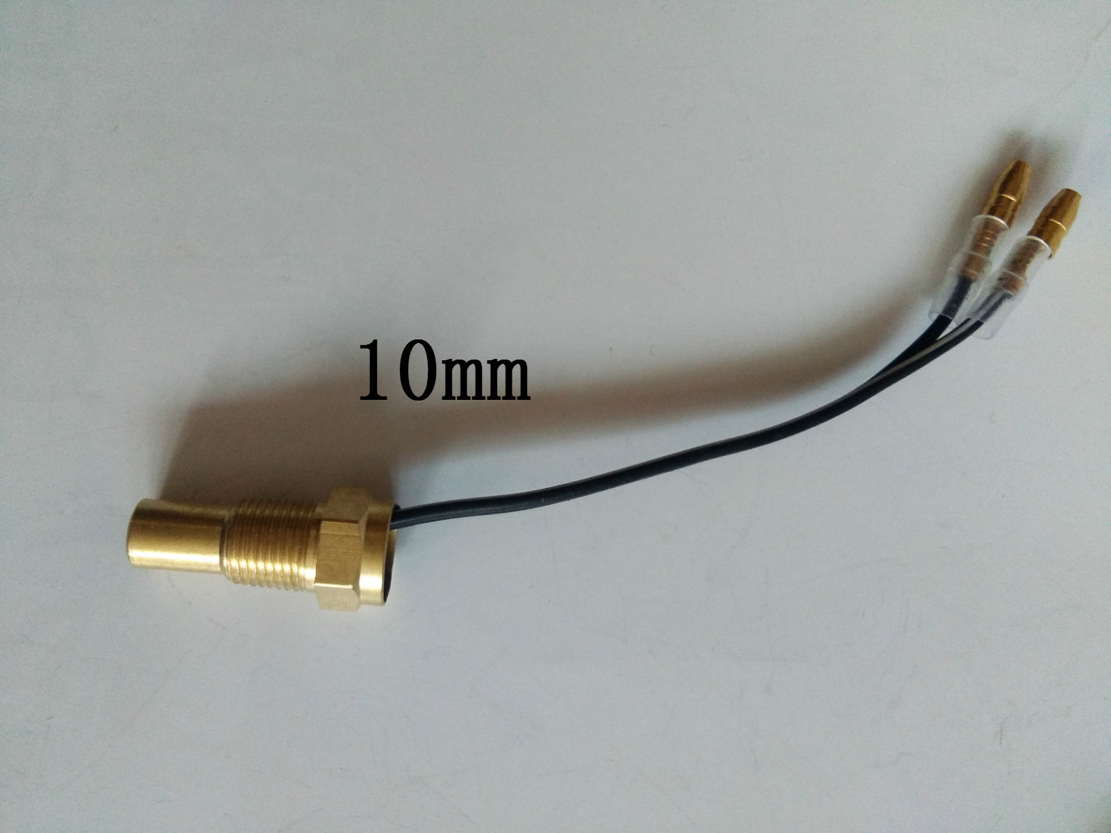 12V24V汽车货车数字水温表感应器水温表头改装水温表传感器感应塞 - 图0
