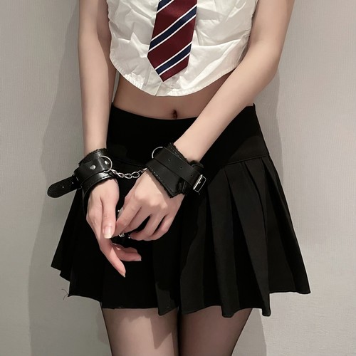 道具手铐毛绒pu皮革手铐剧本杀游戏道具手链加重情侣加厚脚铐男女 - 图3