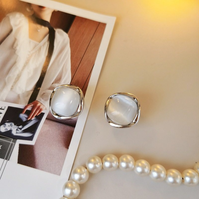 耳坠S925纯银耳拍耳扣几何扣式耳环女大版菱形猫眼石耳钉新款耳饰,淘宝优惠券,粉丝福利购,淘宝优惠卷