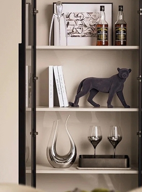 现代简约样板间电视柜酒柜装饰摆件售楼处家居边柜高级感软装摆设