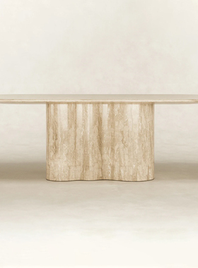 侘寂风长方形天然洞石大理石餐桌设计师款2025新款小户型家用长桌