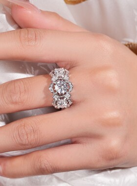 VISING莫桑钻石1克拉副钻两颗50分排钻钻戒指环