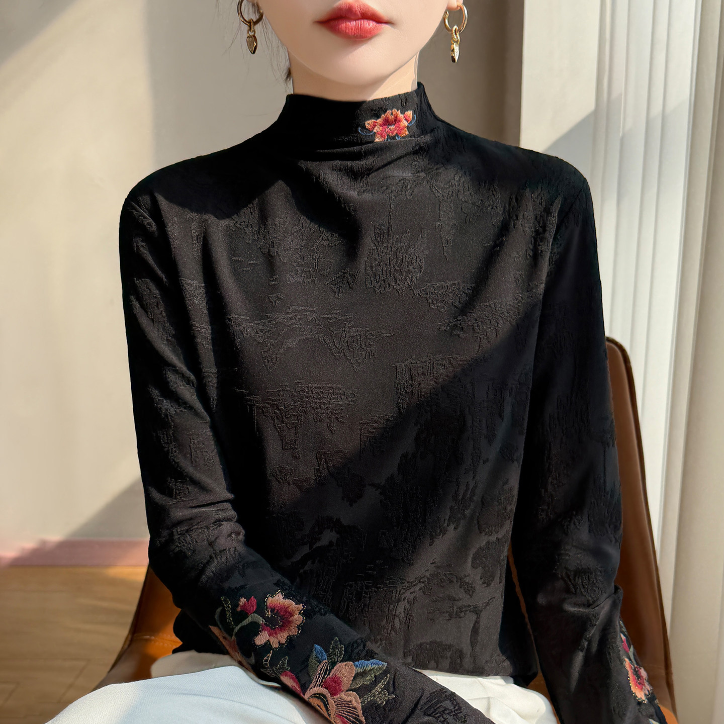 新中式刺绣长袖上衣女半高领提花高级感气质打底衫秋冬款加绒加厚,淘宝优惠券,粉丝福利购,淘宝优惠卷