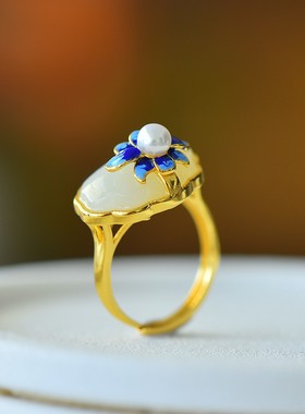 2025新款925银镶和田玉如意花开戒指款式新颖独特玉质温润细腻