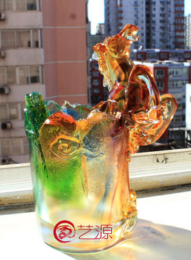 琉璃马到成功笔筒同事风朋友摆件