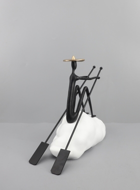 简约划船人物雕塑艺术家居摆件