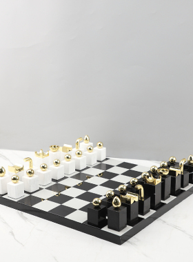 高端黑白格国际象棋棋盘装饰摆件