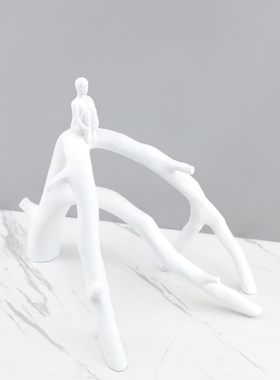 抽象树脂孤独人物树杈装饰摆件