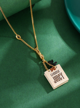 珐琅黑色小狗包包购物袋吊坠项链