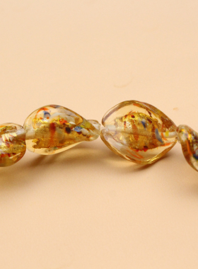 金色手工琉璃珠彩粉扭树叶形