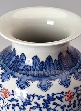 景德镇手绘青花釉里红冬瓜花瓶