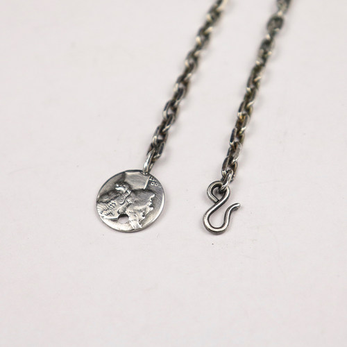 银饰小配件吊坠小飞侠银币吊牌配925银泰角十字做旧朋友情侣礼物 - 图2
