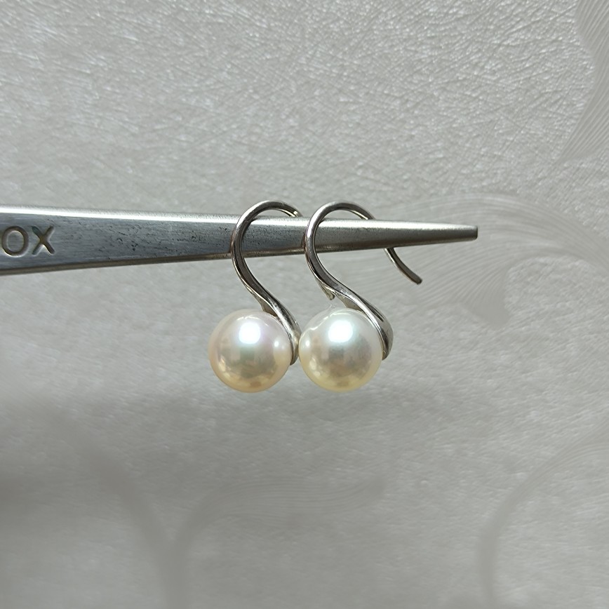 天然珍珠耳钩正品正圆形极强光无瑕淡水珍珠耳饰纯银高跟鞋天鹅款