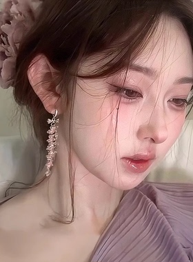 新款超仙粉色水晶流苏耳环女轻奢小众高级感小众气质甜美个性耳钩