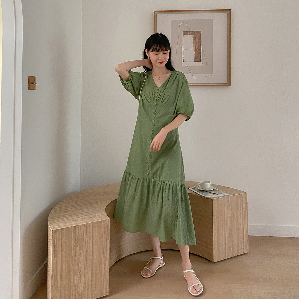 爱蔷薇智熏法式v领白色连衣裙子 爱蔷薇女装连衣裙