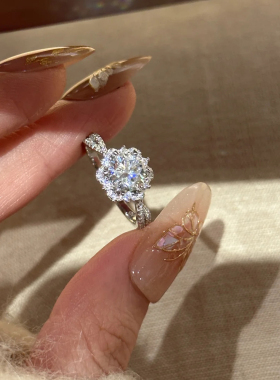 艾莎公主女款钻戒925银结婚戒指