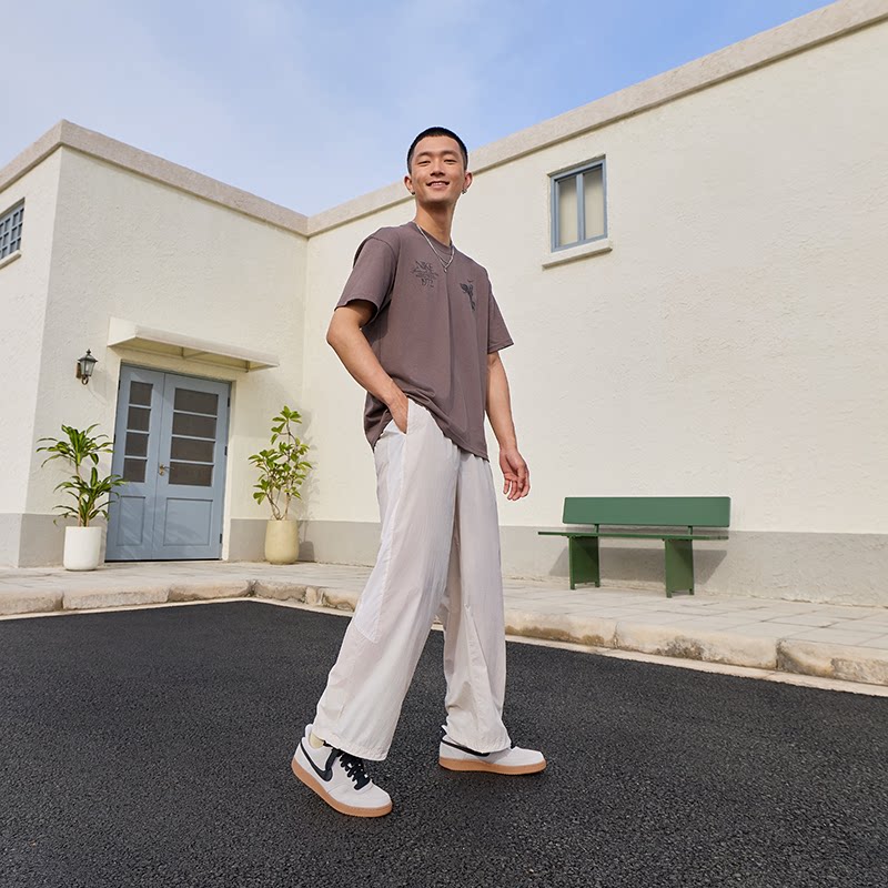 耐克NIKECOURTVISIONLOW男秋冬低帮板鞋