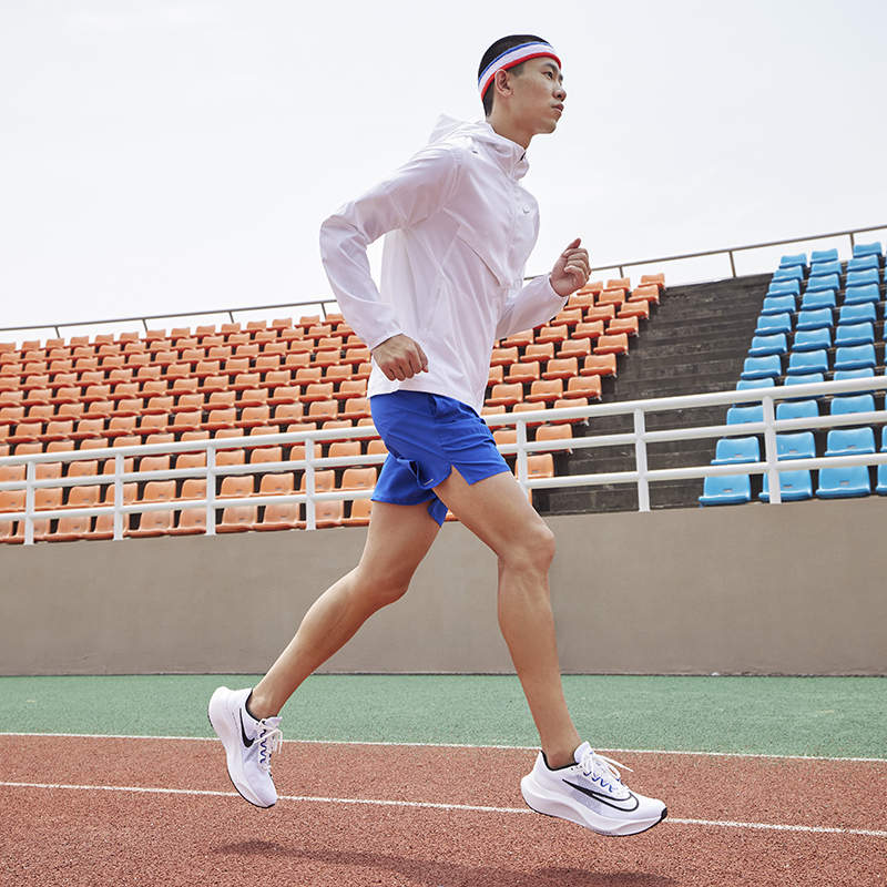 Nike耐克官方ZOOM FLY 5男子跑步鞋夏季碳板透气轻便缓震DZ2769