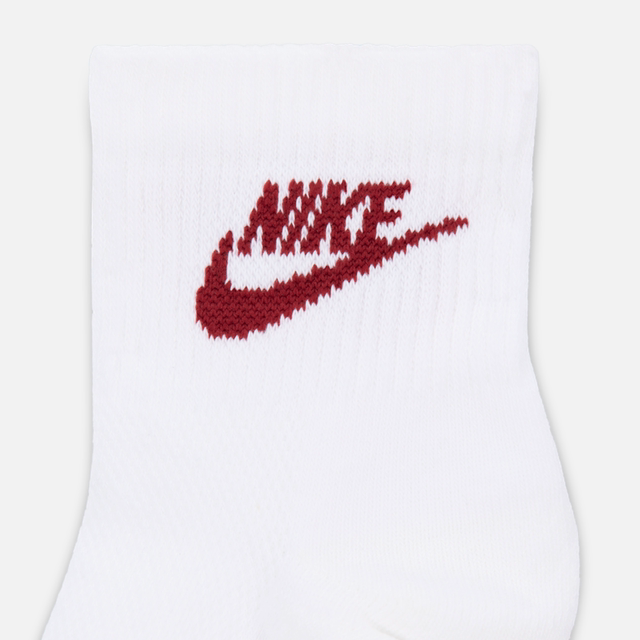 ຖົງຕີນກິລາ 3 ຄູ່ຂອງ Nike ແຫ້ງໄວ