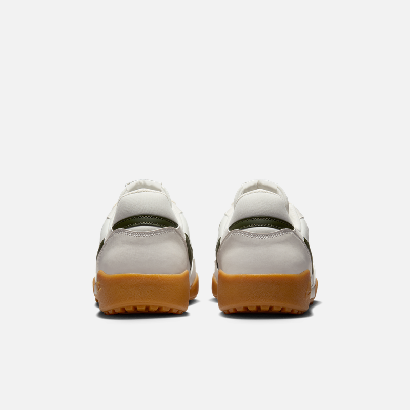 耐克男子复古足球薄底鞋春季平底运动鞋NIKE TERRA MANTA HQ4502,淘宝优惠券,粉丝福利购,淘宝优惠卷