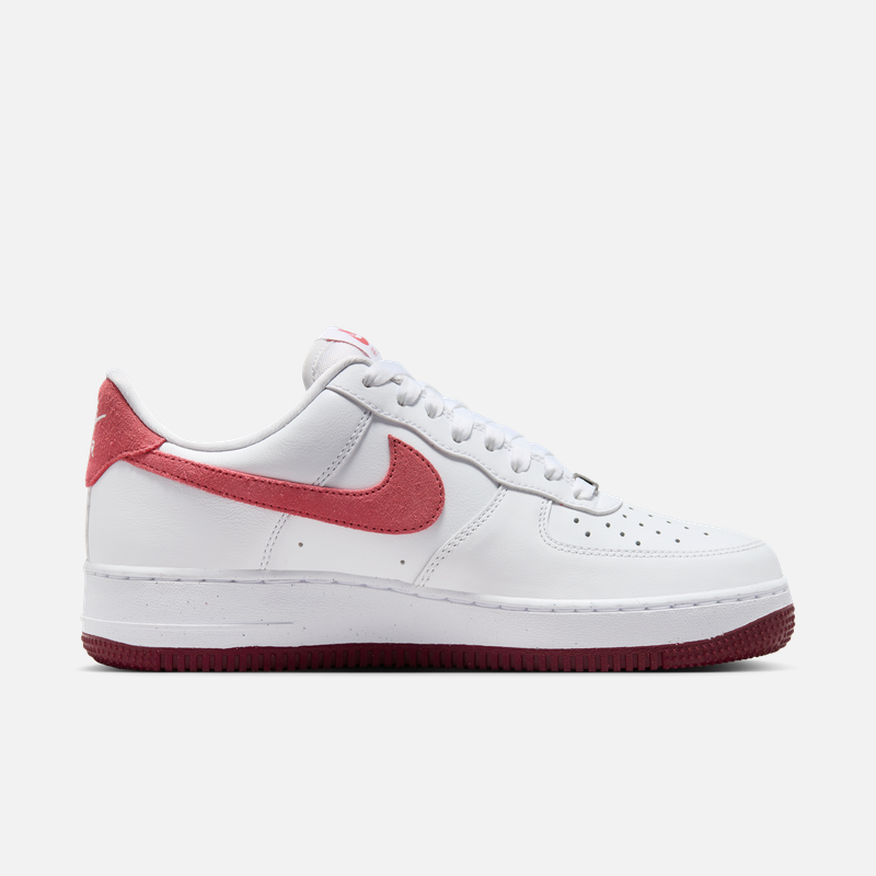 Nike耐克官方AIR FORCE 1女子空军一号运动鞋夏季胶底FQ7626 - 图1