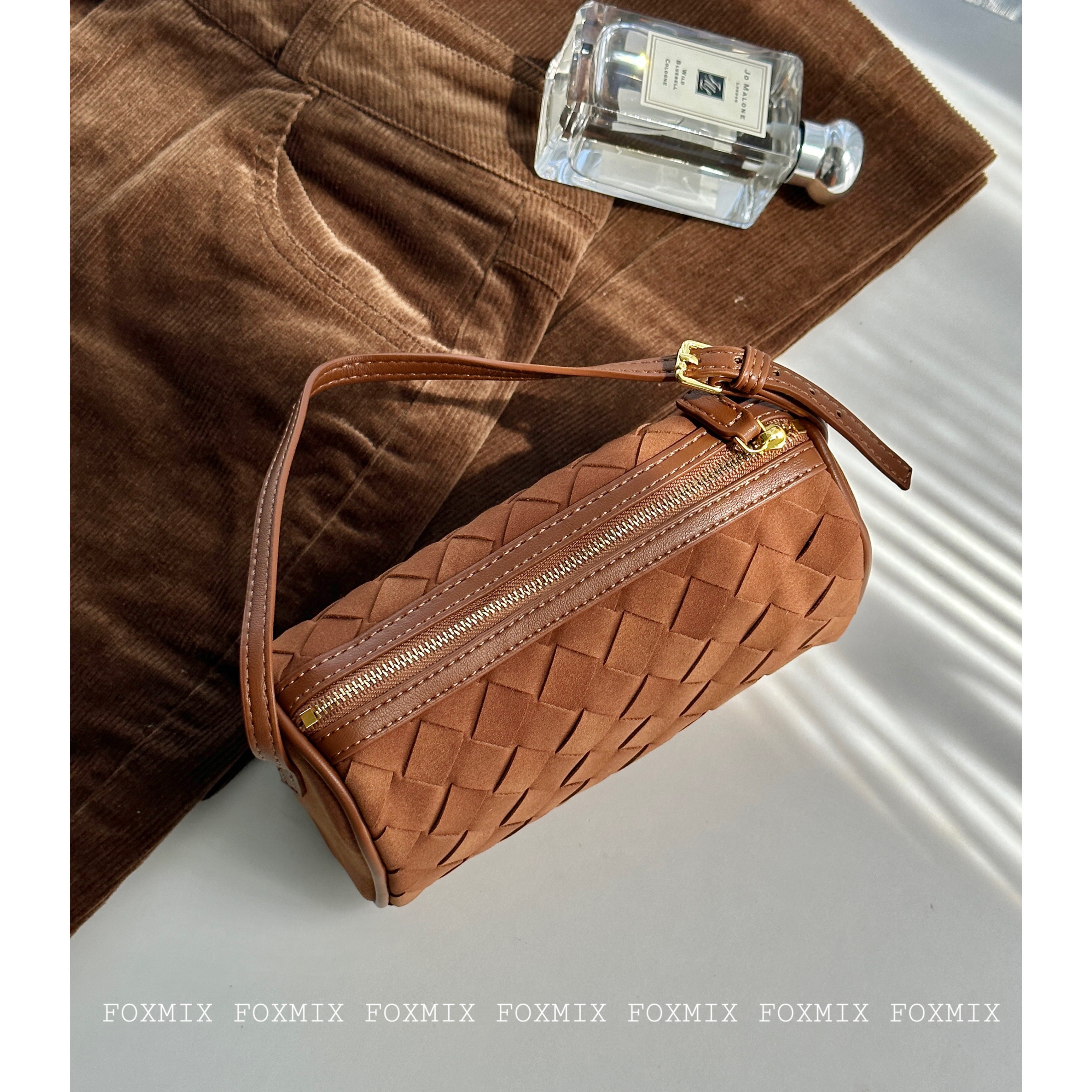 磨砂皮mini波士顿包编织hobo小包斜挎美拉德笔筒包女麂皮绒枕头包,淘宝优惠券,粉丝福利购,淘宝优惠卷