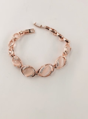 2025手链相伴爱在永恒小众轻奢镂空猫眼石镶钻椭圆形高级韩版饰品