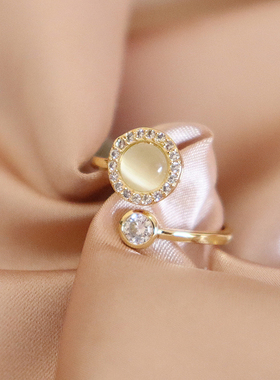 威妮华原创风猫眼石转运珠戒指