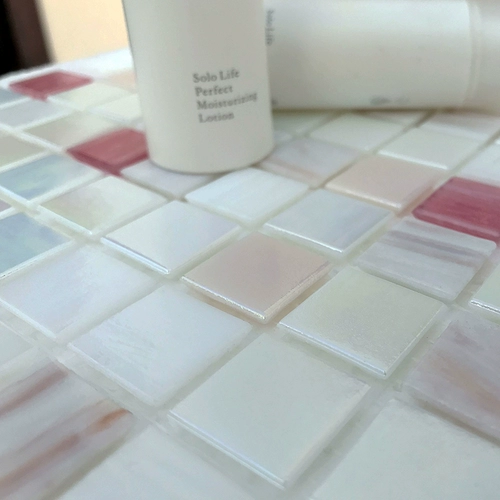 Мозаичная плитка стеклянная ванная комната в ванной комнате розовая градиент отель гостиной гостиная для душа фон стена простая и современная