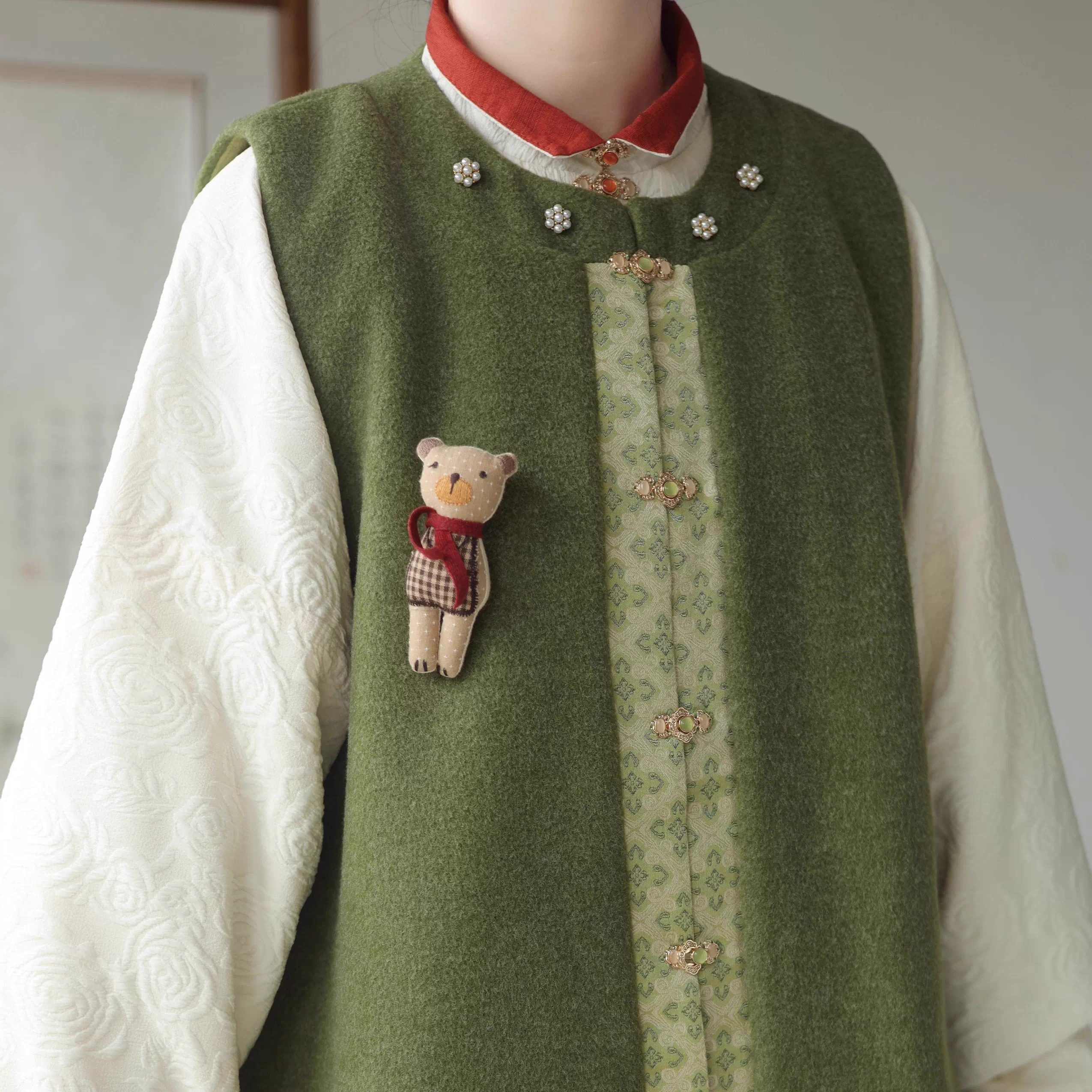 西辞记杏色玫瑰立领袄弓袋袖马甲加绒对襟汉服冬季厚款马面裙,淘宝优惠券,粉丝福利购,淘宝优惠卷