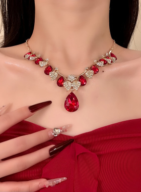 HEY TAO复古宫廷风红宝石吊坠项链女轻奢宴会新娘礼服颈链锁骨链