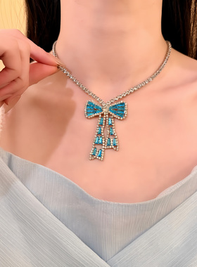 HEY TAO爆闪蓝色锆石蝴蝶结项链女甜酷气质颈链高级感锁骨链配饰