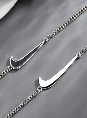 纯银酷帅风韩版百搭对勾手链