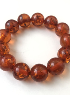 高仿蜜蜡女人造未名族风贼便宜