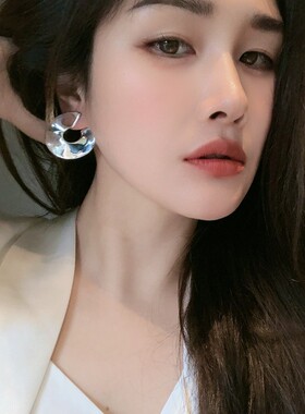 欧美风豆豆同款极简风金属光面耳环电镀真金高级感跨境耳饰品银针