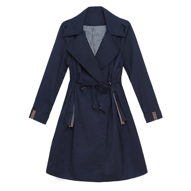  伊自尚服饰大码女装