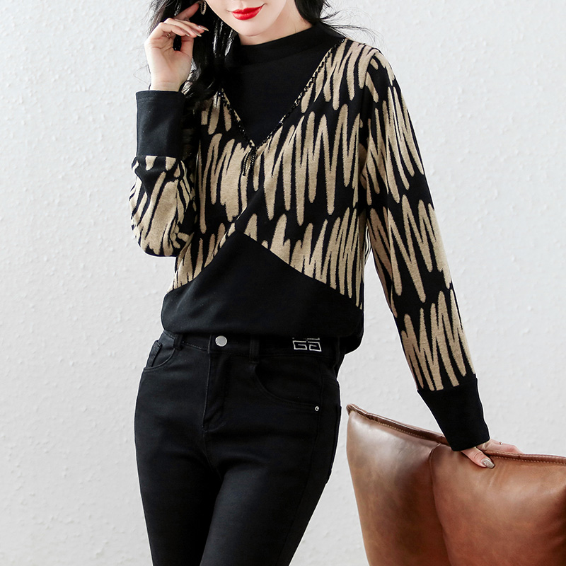  伊自尚服饰毛针织衫