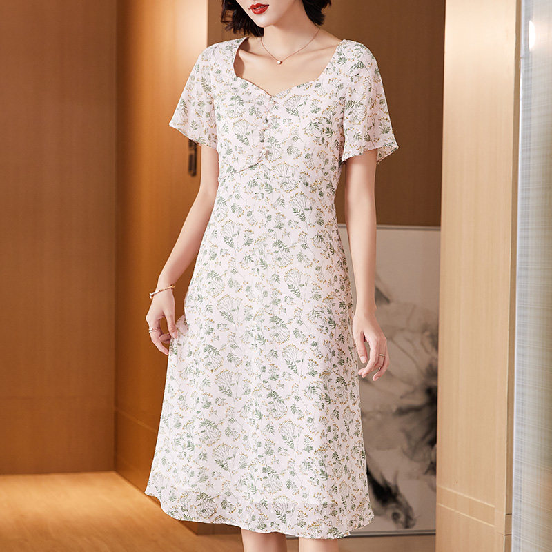 伊自尚胖妹妹大码女装新款雪纺裙子 伊自尚服饰大码女装