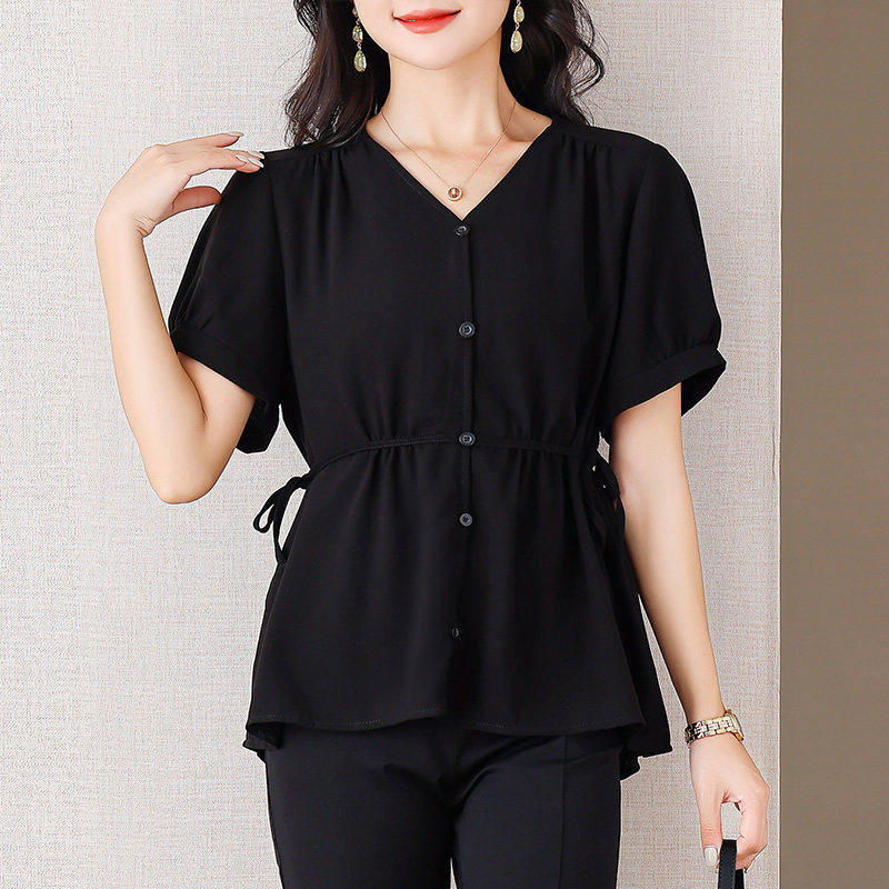  伊自尚服饰衬衫