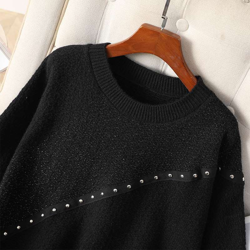  伊自尚服饰毛衣