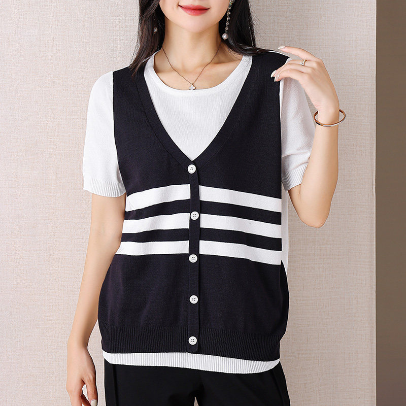  伊自尚服饰毛针织衫