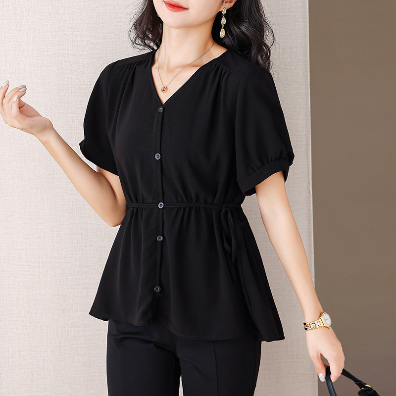  伊自尚服饰衬衫