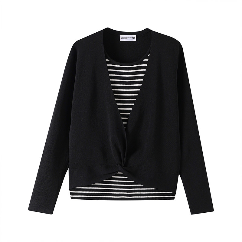  伊自尚服饰毛针织衫