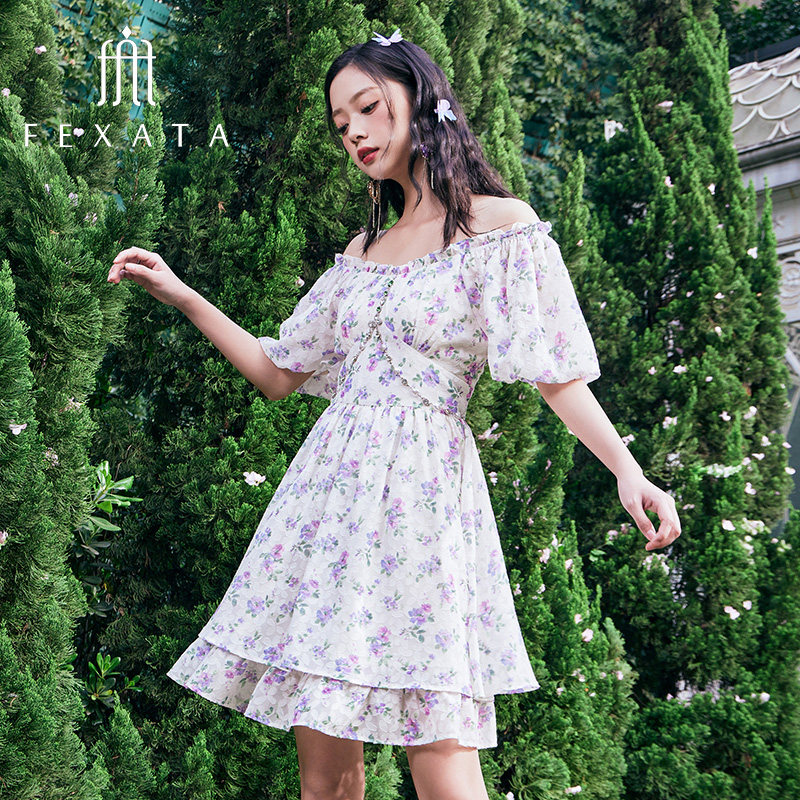 FEXATA斐格思连衣裙2025夏季新品收腰泡泡袖一字领度假风印花裙,淘宝优惠券,粉丝福利购,淘宝优惠卷