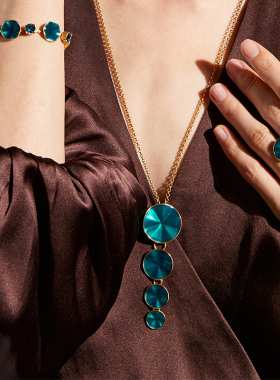 首饰翡拉拉绿石绿光女手绘彩晶