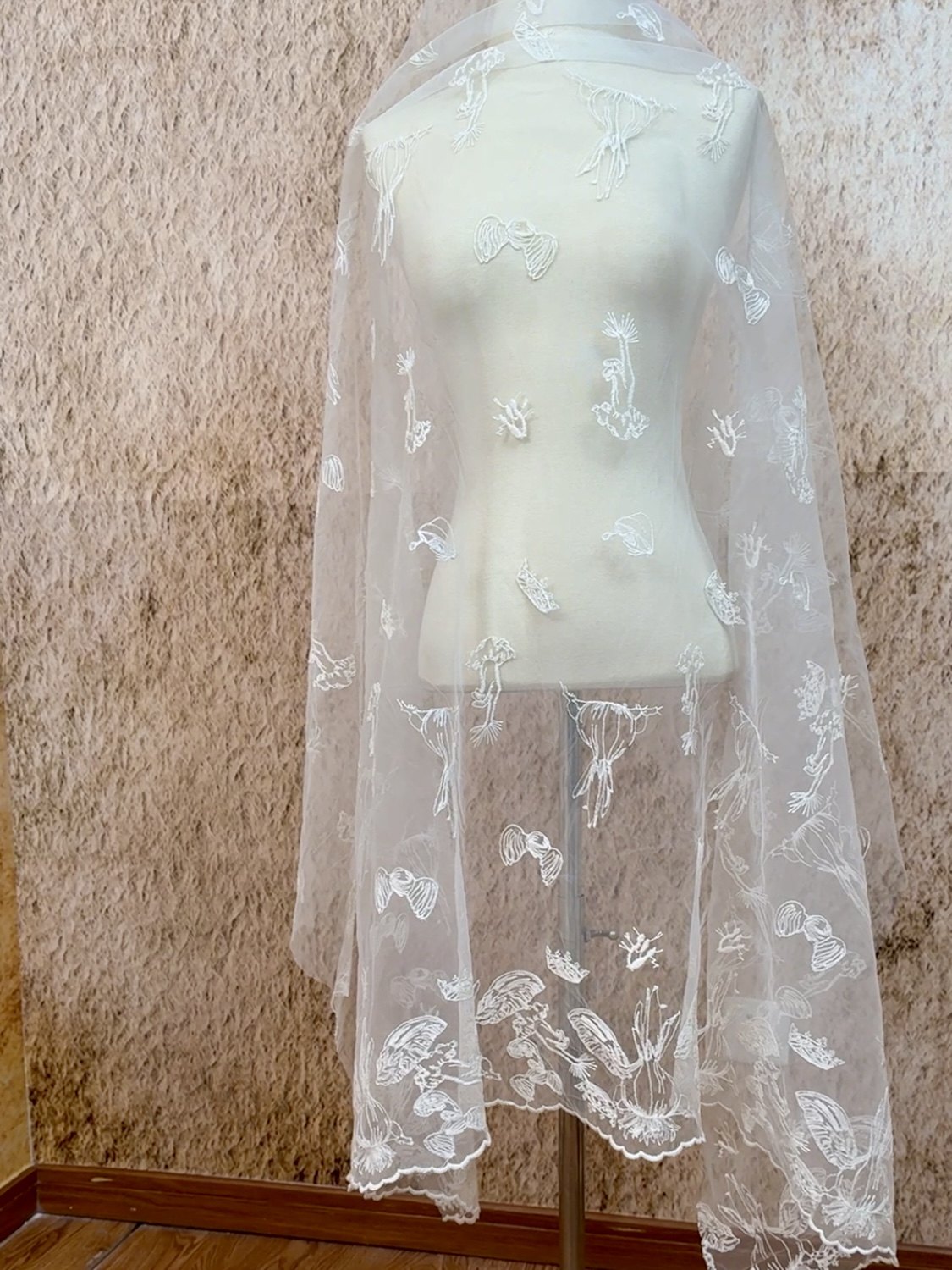 米色刺绣蕾丝网纱面料绣花辅料连衣裙旗袍婚纱设计师Diy布料窗帘,淘宝优惠券,粉丝福利购,淘宝优惠卷